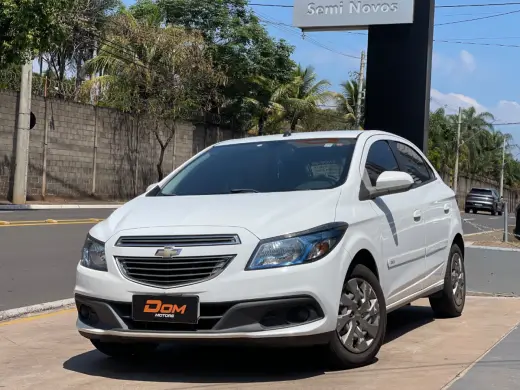 CHEVROLET Onix Hatch